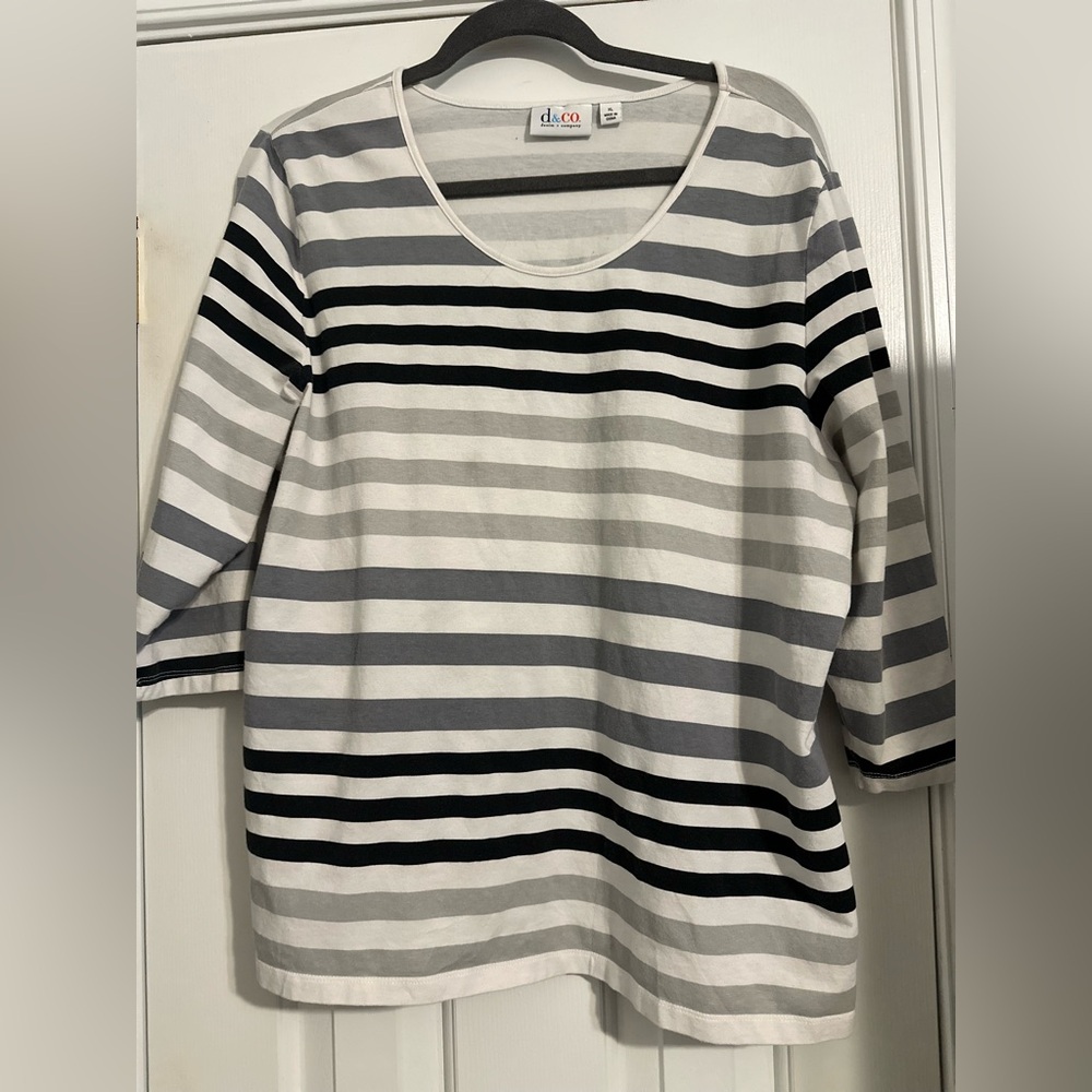 Denim&Co Gray and Cream Striped Tee